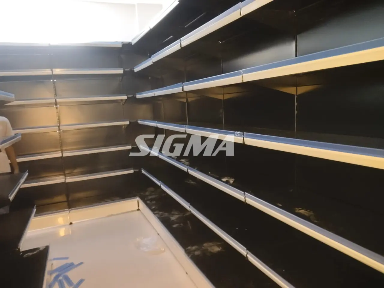 355518704_DIsplay Racks Gaya.webp